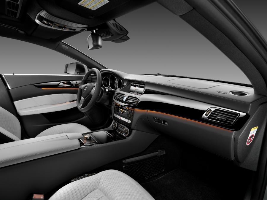  Mercedes-Benz CLS500 Shooting Brake 2012 года  (фото 12 из 24)